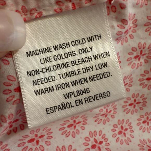 Charter Club Women's Sz 10 Relaxed Fit Pink Floral Button Up Blouse #3591 - Picture 8 of 9